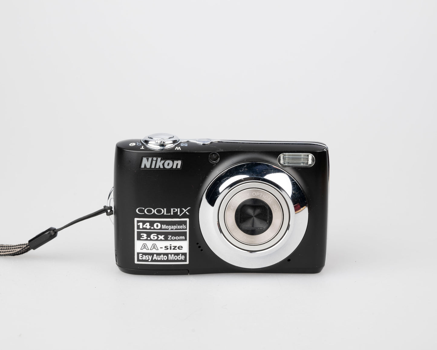 Appareil photo numérique à capteur CCD Nikon Coolpix L24 14MP avec étui (utilise des piles AA et des cartes mémoire SD)