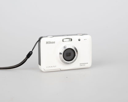Nikon Coolpix S30 10 MP digicam w/ 8GB SD card (uses AA batteries)