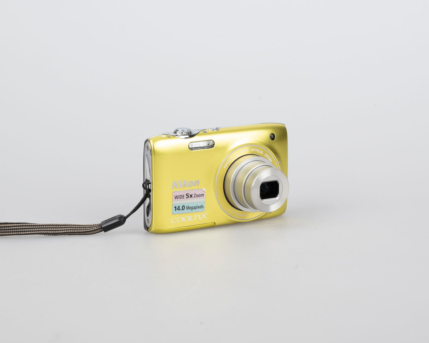 Appareil photo numérique Nikon Coolpix S3100 14MP avec carte SD 8 Go + batterie + chargeur (jaune-vert)