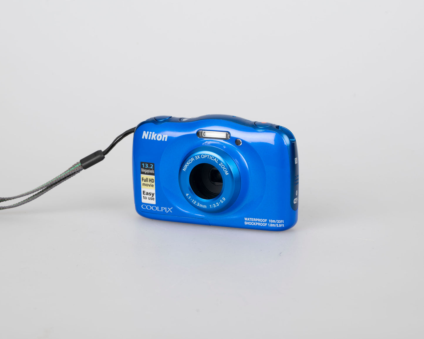 Nikon Coolpix W100 13.2 MP digicam w/ 8GB SD card + battery + charger