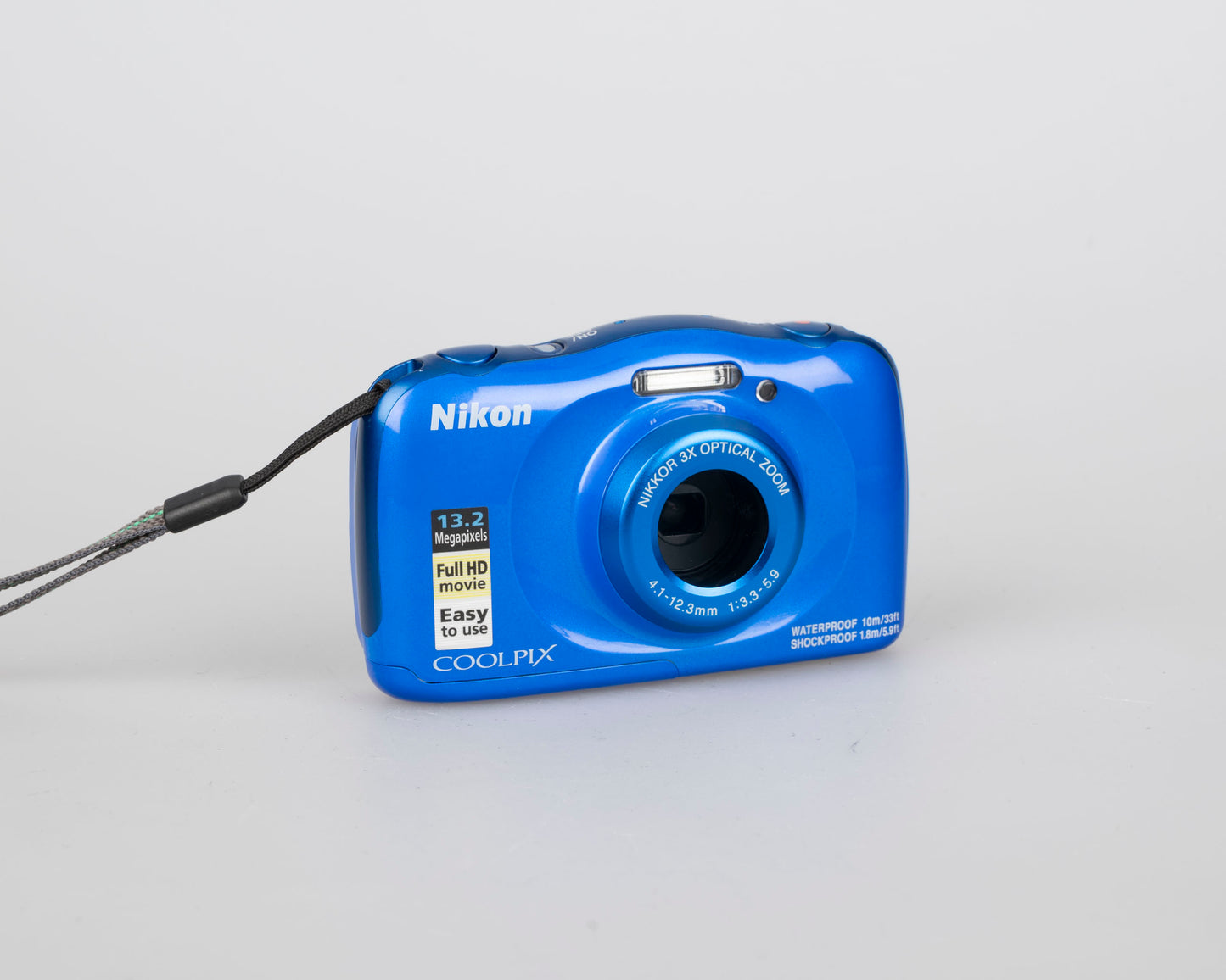 Nikon Coolpix W100 13.2 MP digicam w/ 8GB SD card + battery + charger