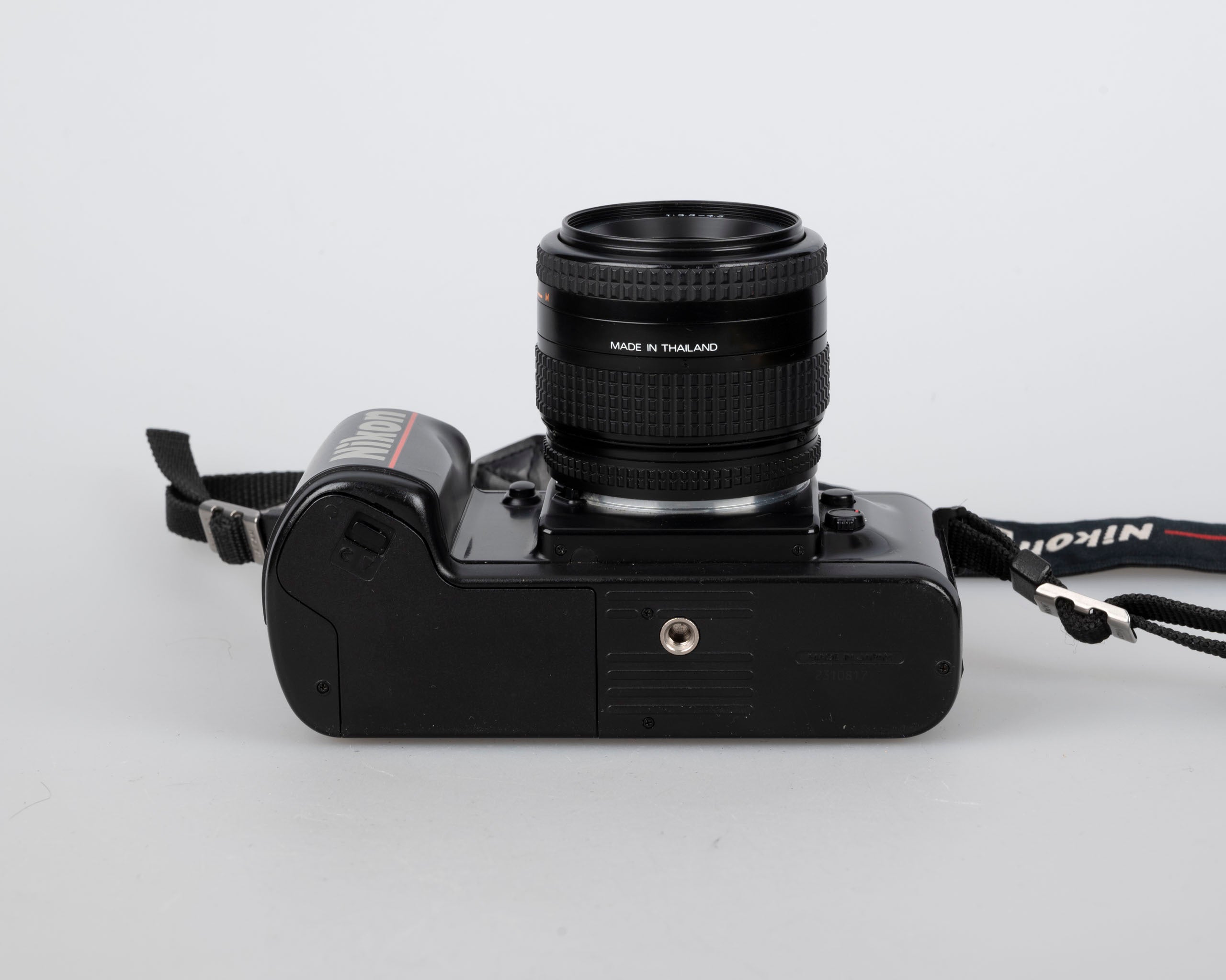 Nikon F-401X 35mm film SLR w/ AF Nikkor 35-70mm lens (serial