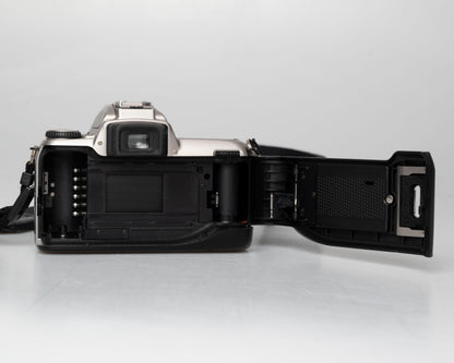 Nikon F65 (aka N65) 35mm film SLR w/ AF Nikkor 28-80mm lens (serial 2941044)