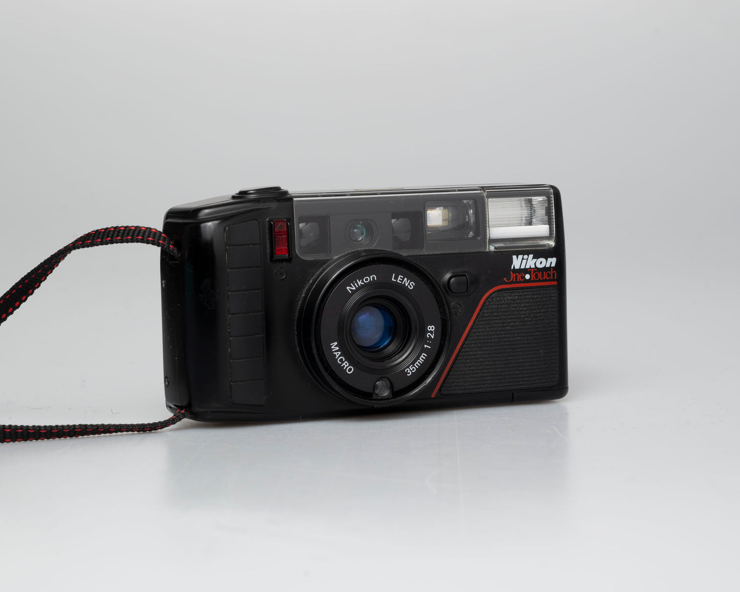 Nikon One Touch (L35AF3) 35mm camera w/ case (serial 3214857) | film🎞tested