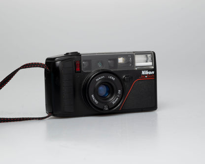 Nikon One Touch (L35AF3) 35mm camera w/ case (serial 3214857) | film🎞tested