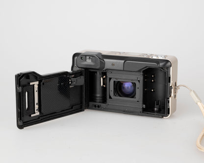Nikon One Touch Zoom 90S 35mm camera w/ case (serial 6046278)