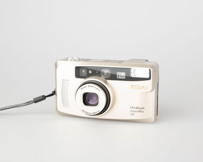 Nikon One Touch Zoom 90S 35mm camera w/ case (serial 6034600)