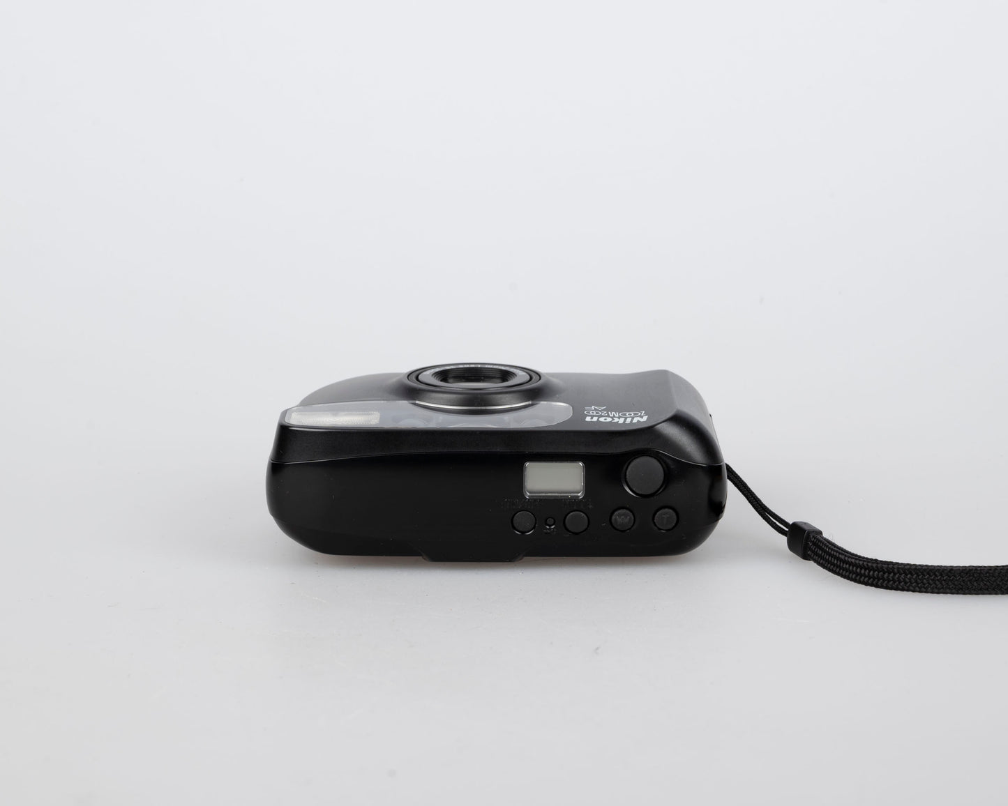 Nikon Zoom 200 AF 35mm camera (serial 6007454)