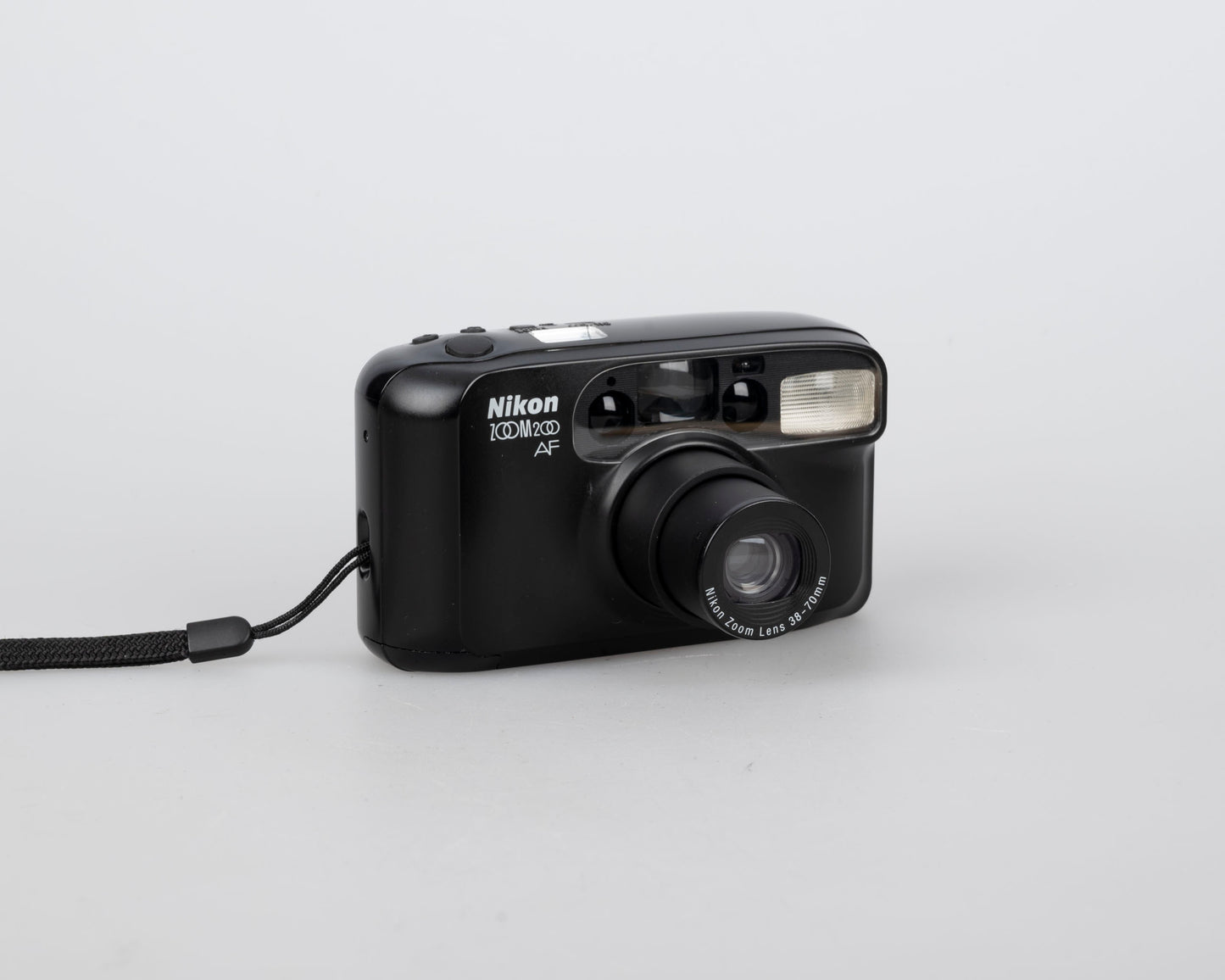 Nikon Zoom 200 AF 35mm camera (serial 6007454)