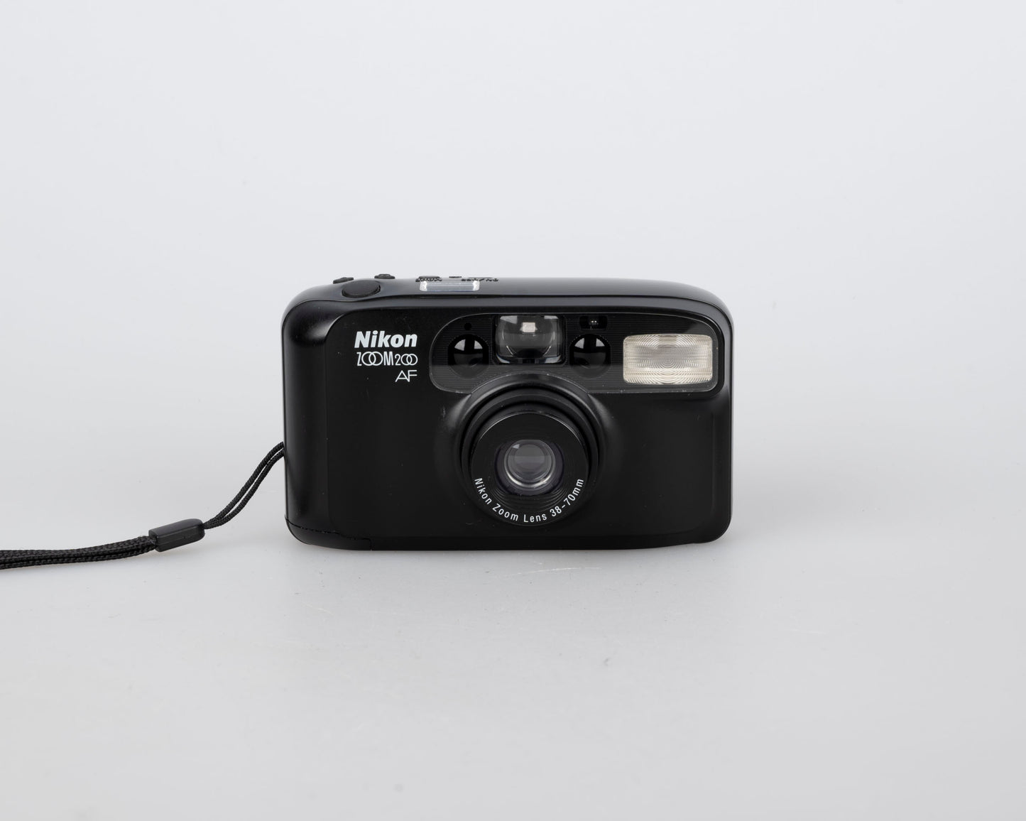 Nikon Zoom 200 AF 35mm camera (serial 6007454)