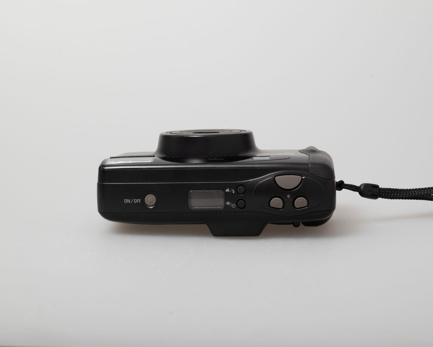 Appareil photo Nikon Zoom 500AF 35 mm avec étui (série 7037755)
