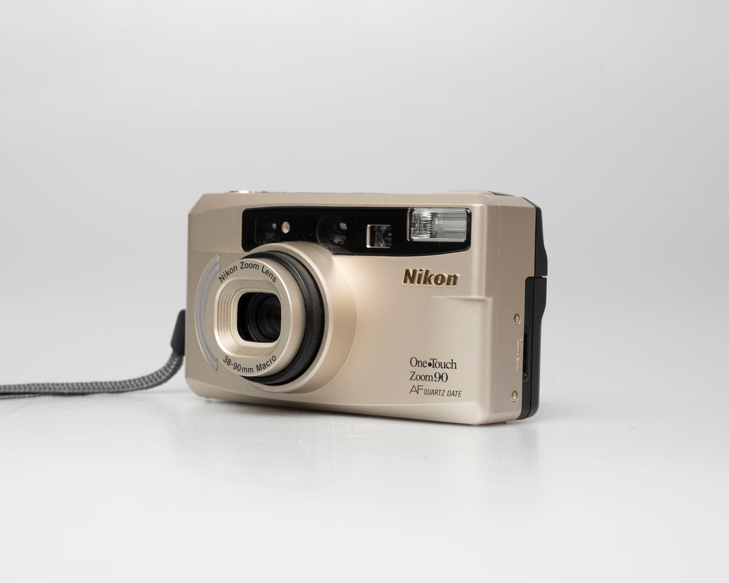 Nikon One Touch Zoom 90 35mm camera w/ case (serial 3516561)