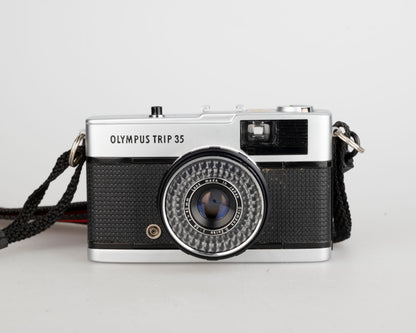 Olympus Trip 35 35mm camera (serial 4122770)