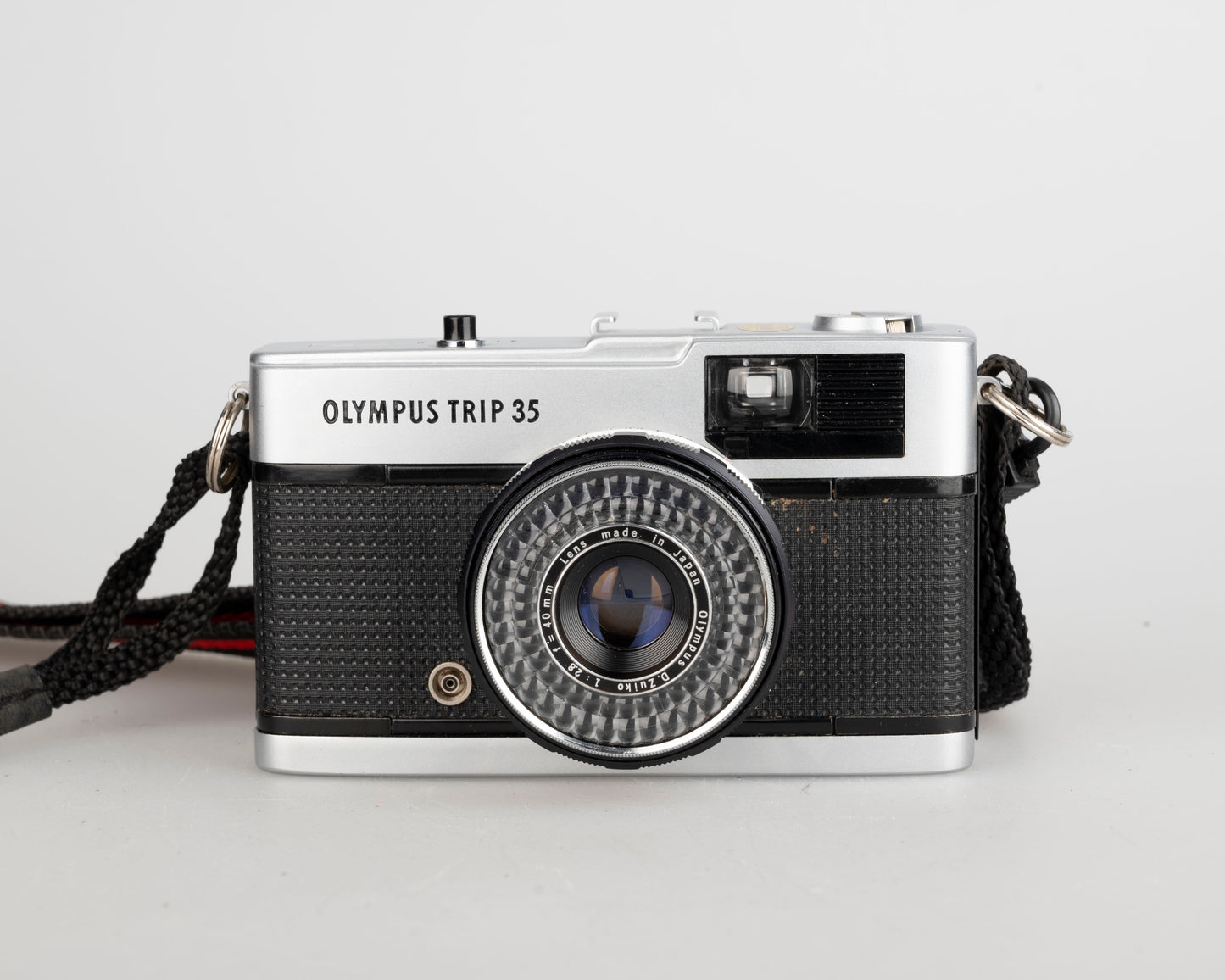 Olympus Trip 35 35mm camera (serial 4122770)