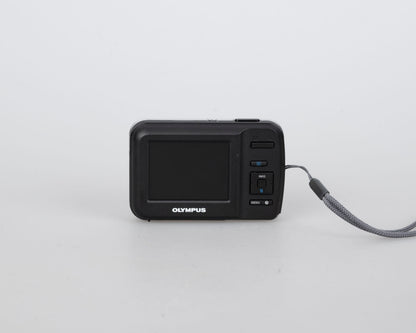 Olympus T-10 10MP CCD sensor digicam w/ 4GB SD card + box + manuals + CD + cable