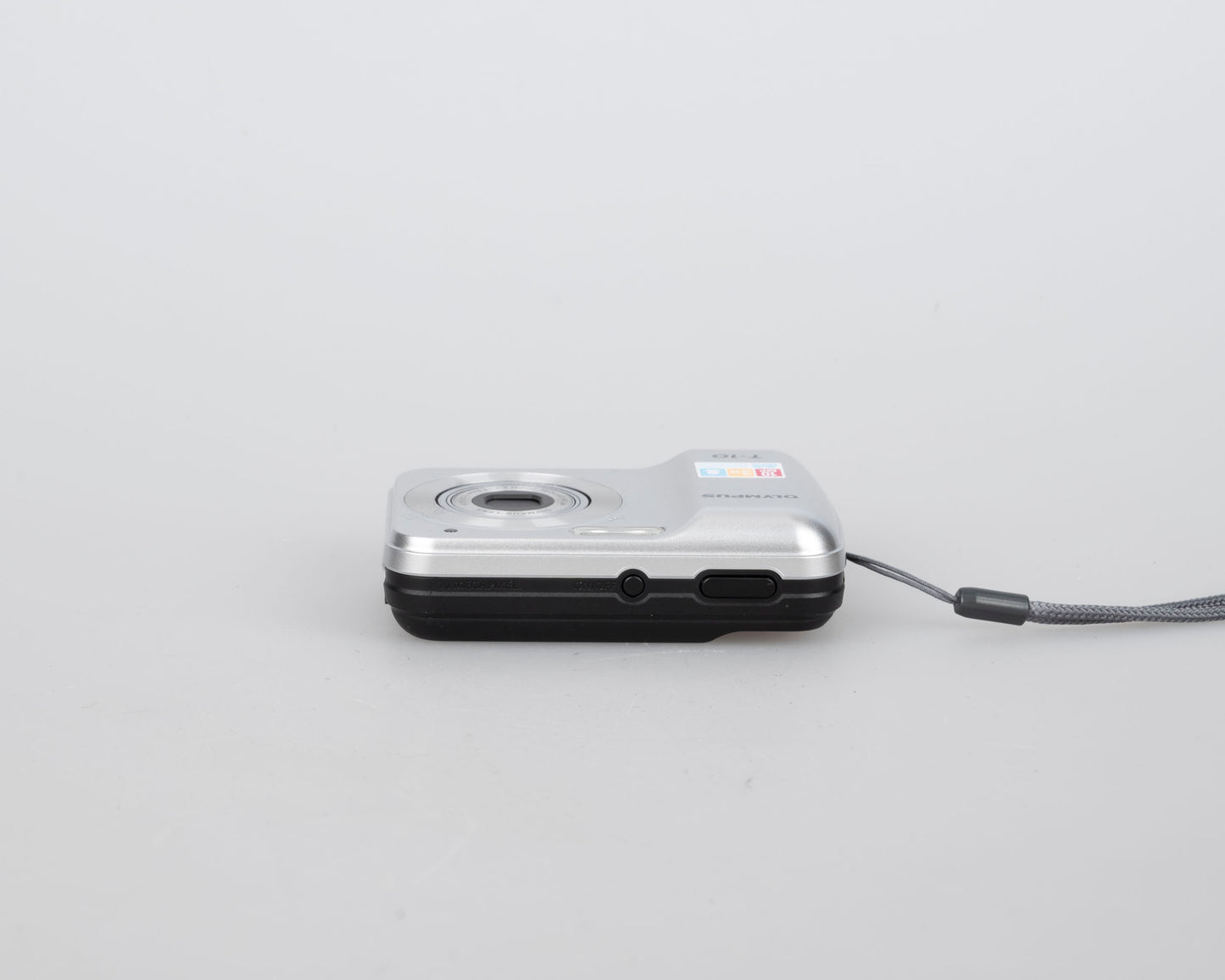 Olympus T-10 10MP CCD sensor digicam w/ 4GB SD card + box + manuals + CD + cable