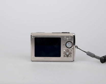 Olympus Stylus Tough-8000 12MP CCD sensor ruggedized digicam w/ charger + battery + 1GB XD card