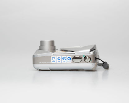 Olympus Camedia D-580 appareil photo numérique 4 MP capteur CCD avec carte XD de 256 Mo (série 334E24297)