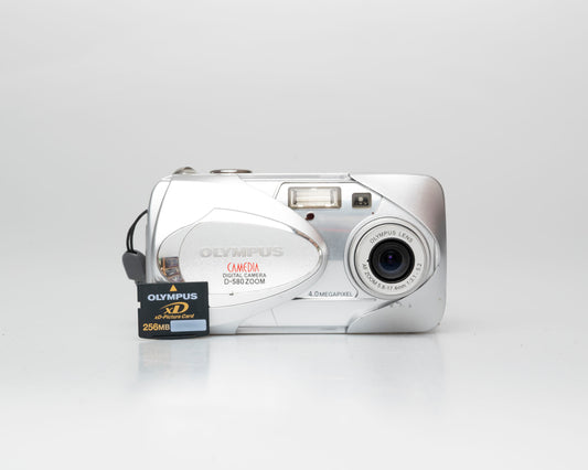 Olympus Camedia D-580 4 MP CCD sensor digicam w/ 256MB XD card (serial 334E24297)