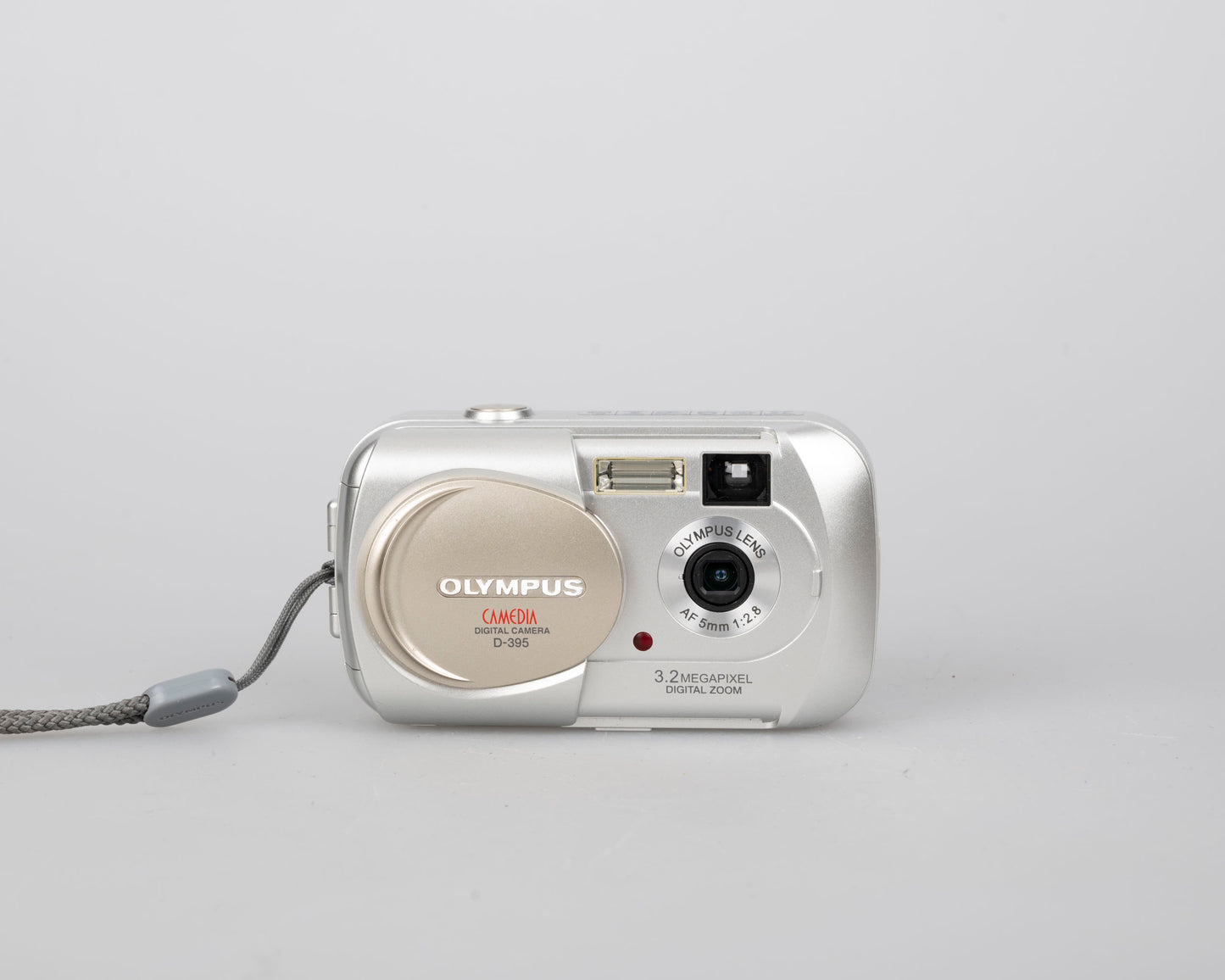 Olympus Camedia D-395 3.2 MP CCD sensor digicam w/ 256MB XD card (uses AA batteries)