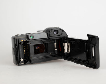 Olympus Infinity SuperZoom 300 35mm film camera (serial 1063558)