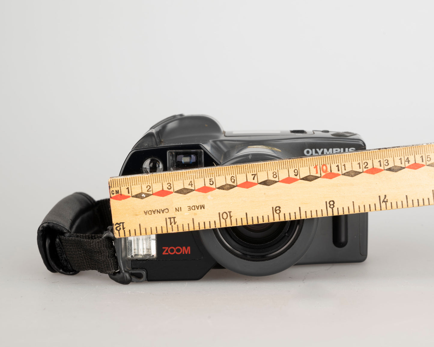 Olympus Infinity SuperZoom 300 35mm film camera (serial 1063558)