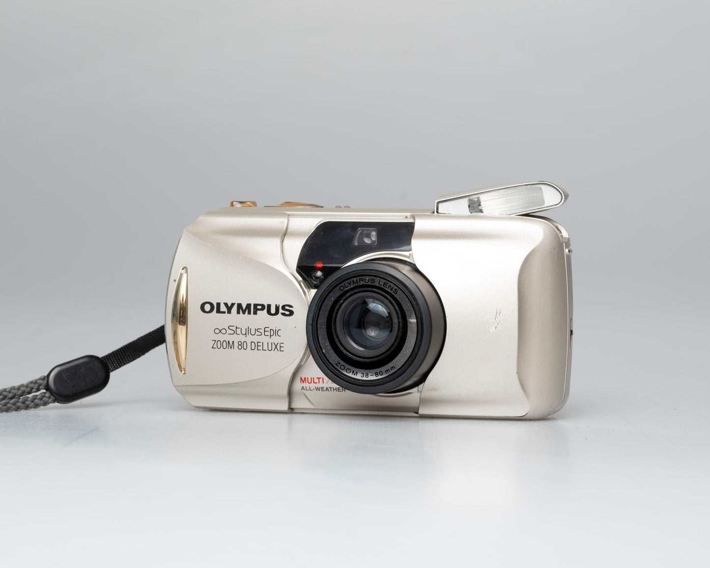 Olympus ∞ Stylus Epic Zoom 80 Deluxe appareil photo 35mm avec étui (série 1094320) | film🎞testé