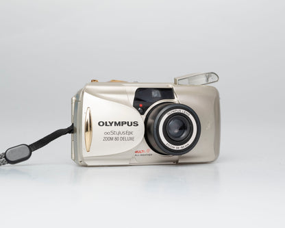 Olympus ∞ Stylus Epic Zoom 80 Deluxe appareil photo 35mm avec étui (série 1094320) | film🎞testé