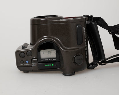 Olympus Infinity SuperZoom 330 35mm film camera (serial 1402739)