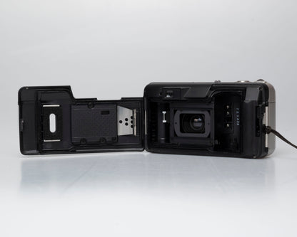 Olympus Infinity Zoom 70 35mm camera (serial 6371619)