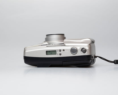 Olympus Infinity Zoom 70 35mm camera (serial 6371619)