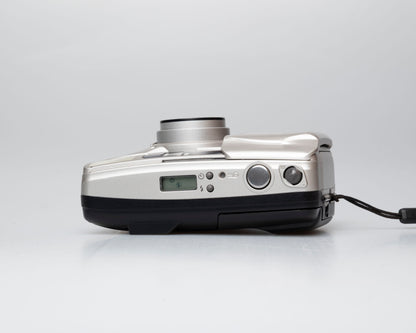 Olympus Infinity Zoom 70 35mm camera (serial 6371619)
