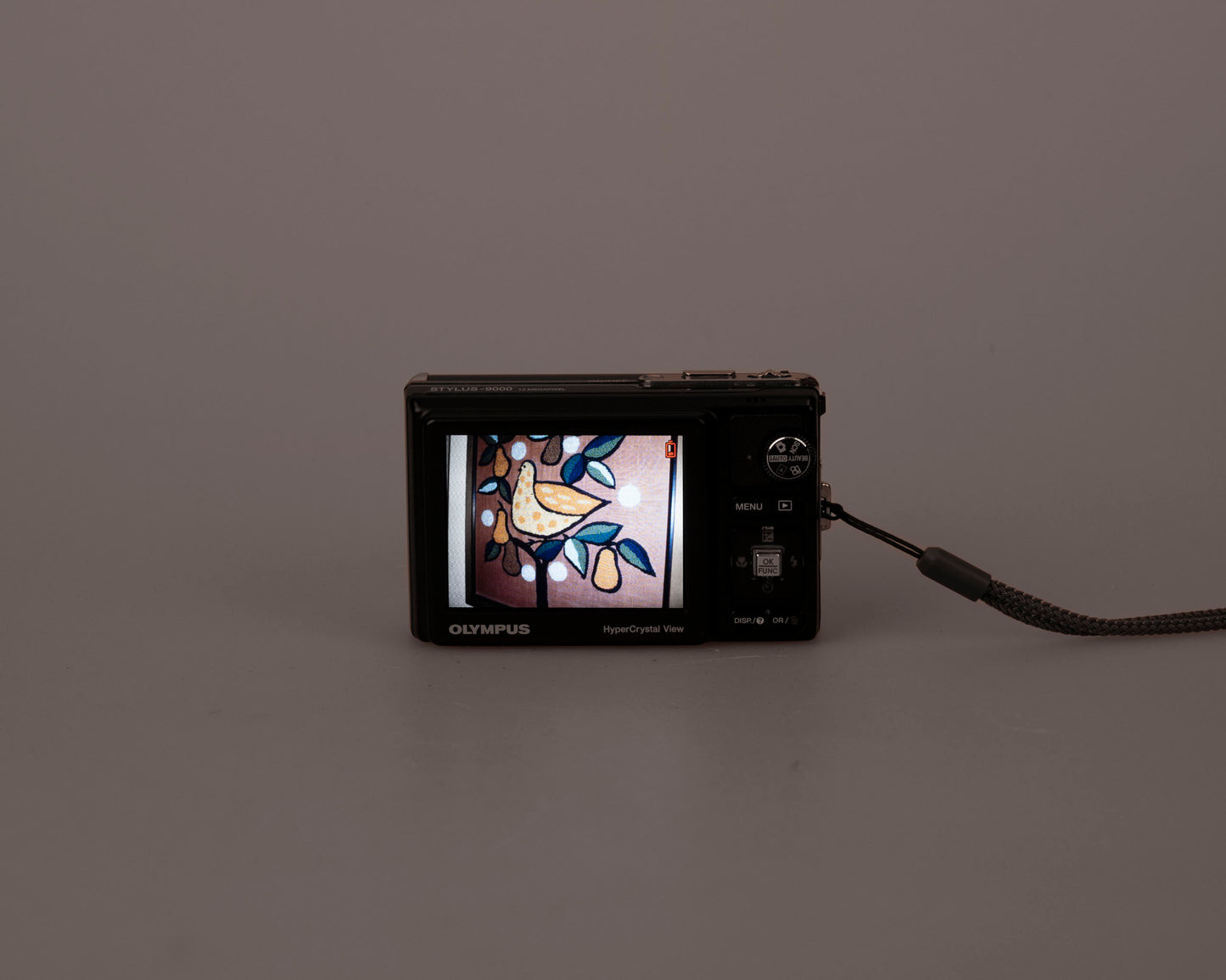 Appareil photo numérique à capteur CCD Olympus Stylus 9000 12MP avec chargeur + batterie + carte XD de 128 Mo