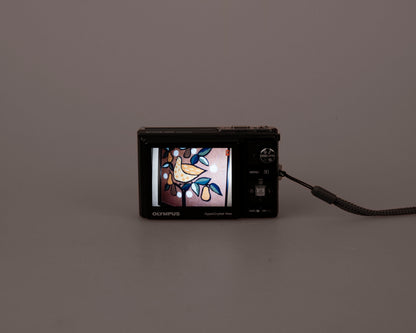 Appareil photo numérique à capteur CCD Olympus Stylus 9000 12MP avec chargeur + batterie + carte XD de 128 Mo