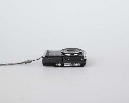 Appareil photo numérique à capteur CCD Olympus Stylus 9000 12MP avec chargeur + batterie + carte XD de 128 Mo