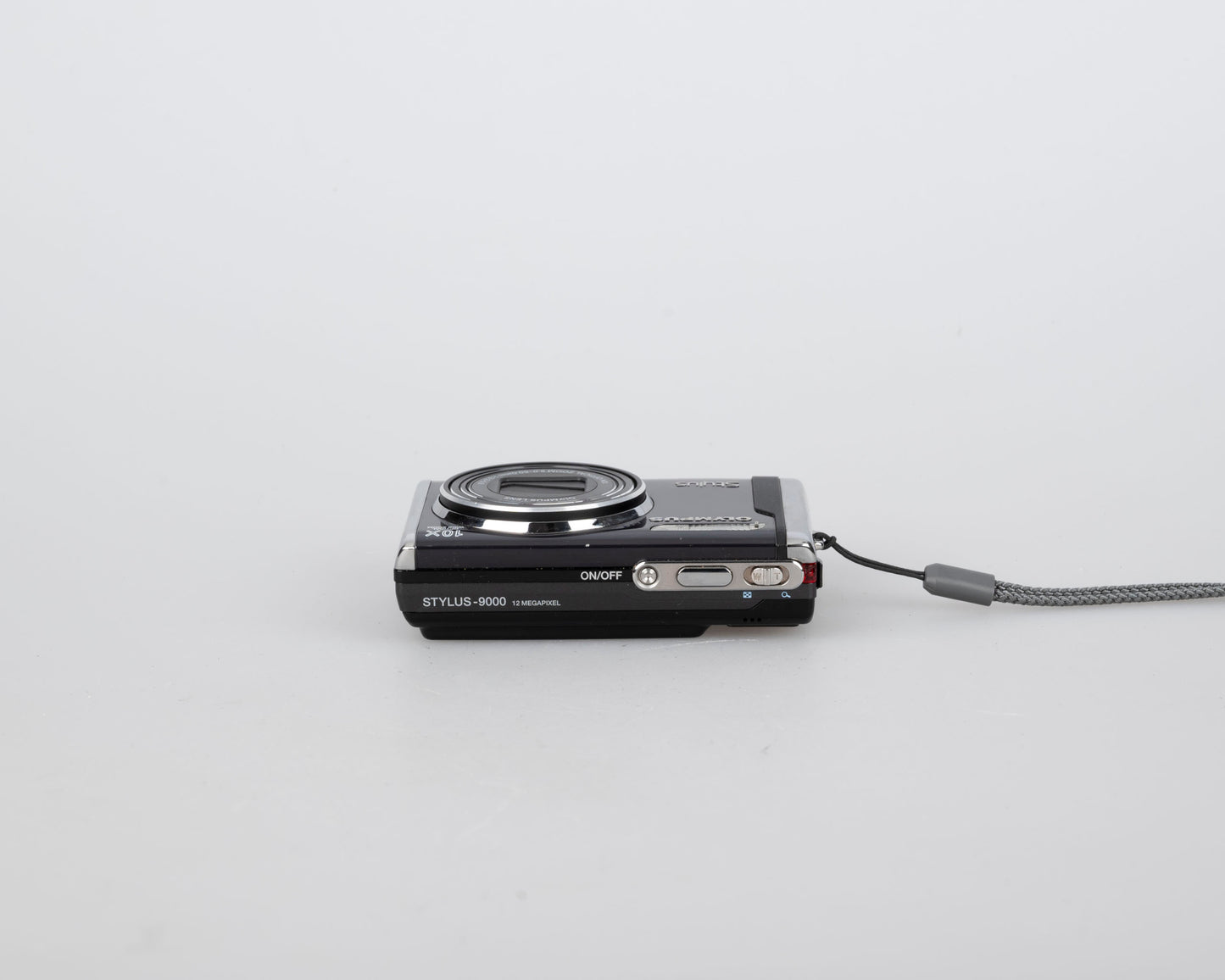 Appareil photo numérique à capteur CCD Olympus Stylus 9000 12MP avec chargeur + batterie + carte XD de 128 Mo
