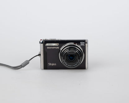 Appareil photo numérique à capteur CCD Olympus Stylus 9000 12MP avec chargeur + batterie + carte XD de 128 Mo