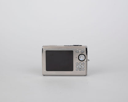 Olympus Stylus 1030 SW 10MP CCD sensor ruggedized digicam w/ charger + battery + 1GB XD card + original box + manuals