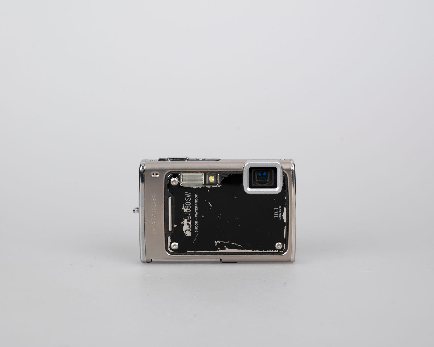 Olympus Stylus 1030 SW 10MP CCD sensor ruggedized digicam w/ charger + battery + 1GB XD card + original box + manuals