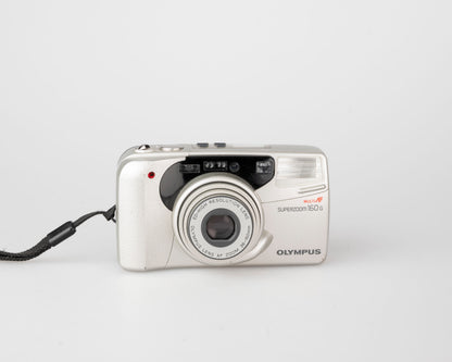Appareil photo Olympus Superzoom 160G 35 mm avec étui (série 5023593)