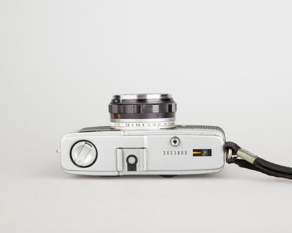Olympus Trip 35 35mm camera (serial 3023805)