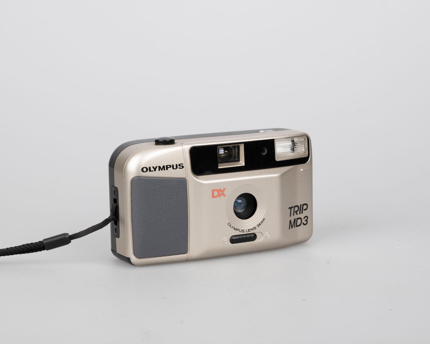 Olympus Trip MD3 35mm camera w/case (serial 07009713)