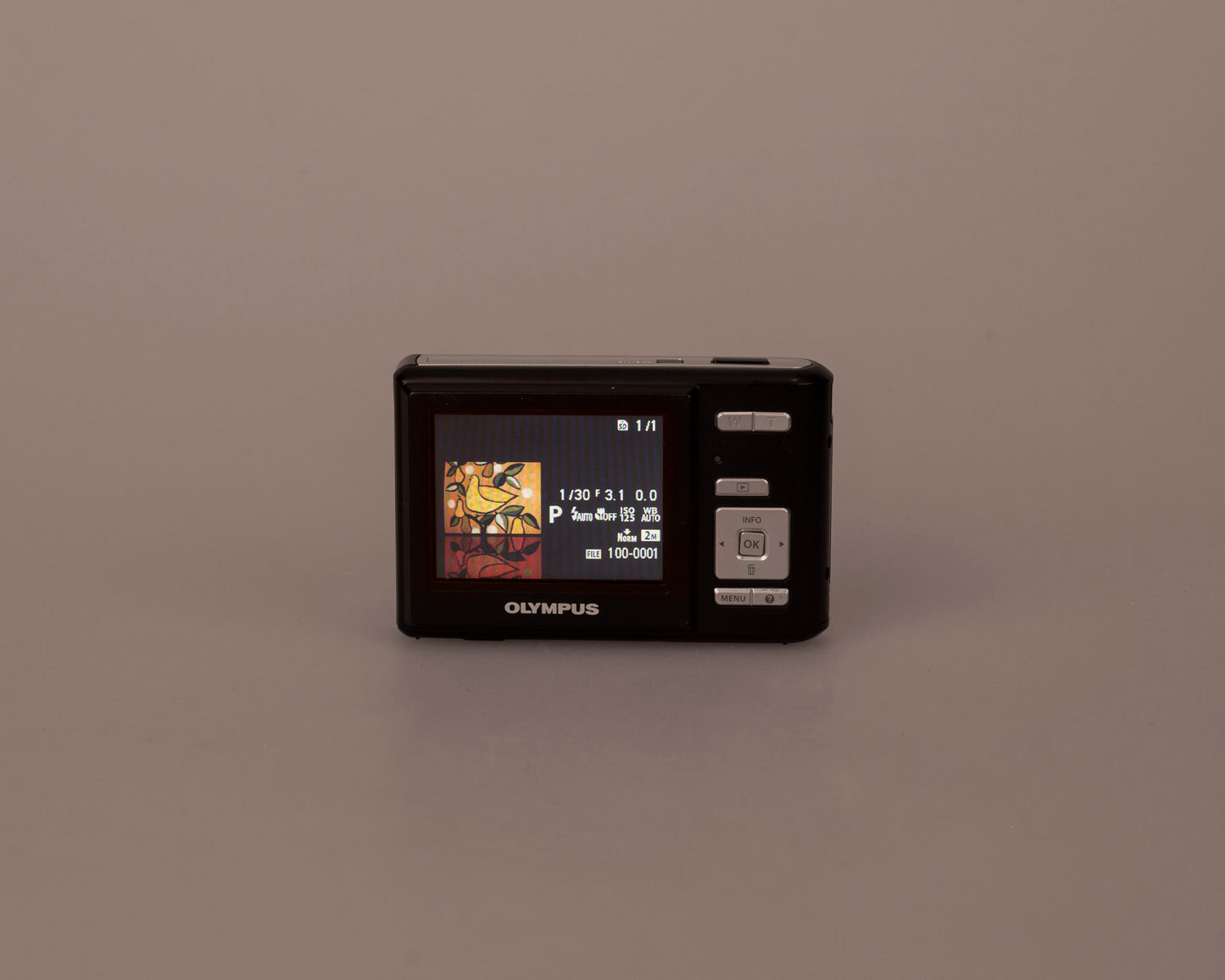 Appareil photo numérique à capteur CCD Olympus X-36 12MP avec chargeur + batterie + carte SD 4 Go
