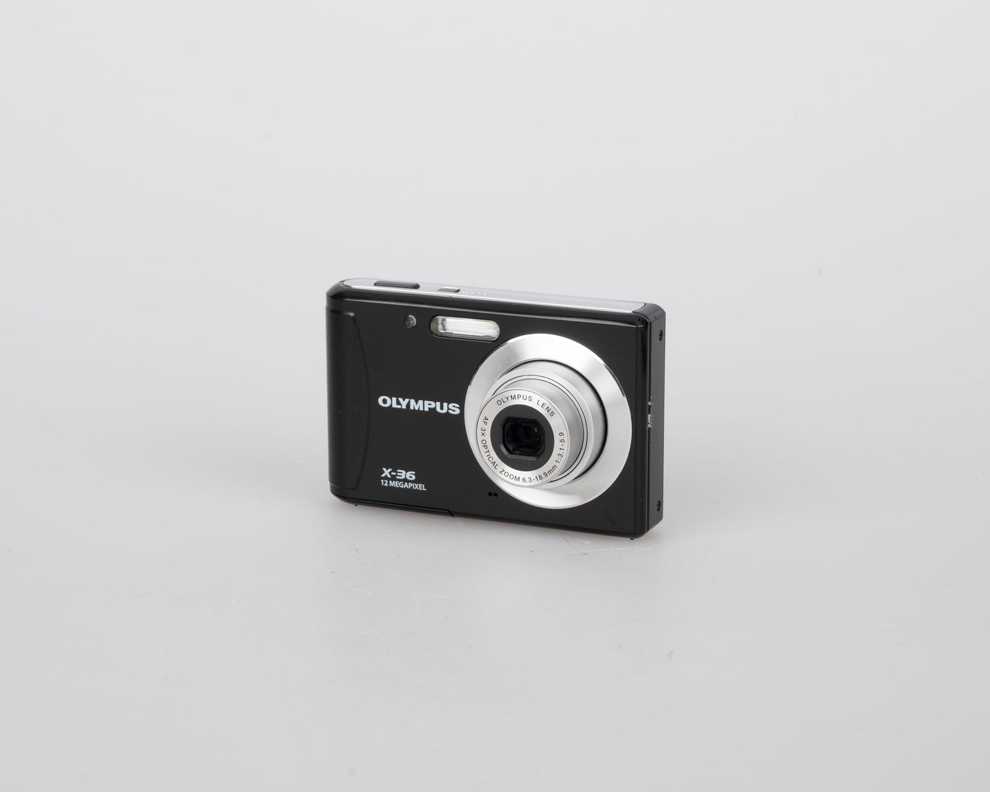Appareil photo numérique à capteur CCD Olympus X-36 12MP avec chargeur + batterie + carte SD 4 Go