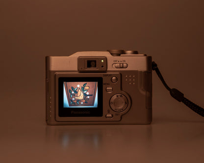 Panasonic Lumix DMC-LC43 appareil photo numérique 4 MP avec carte SD de 2 Go