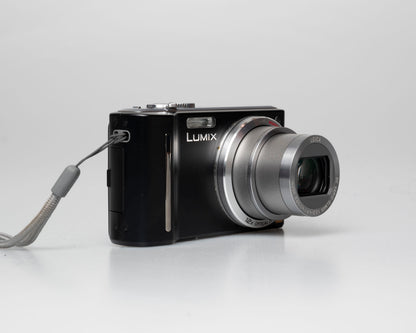 Appareil photo numérique Panasonic Lumix DMC-ZS5 avec chargeur + batterie + etc.
