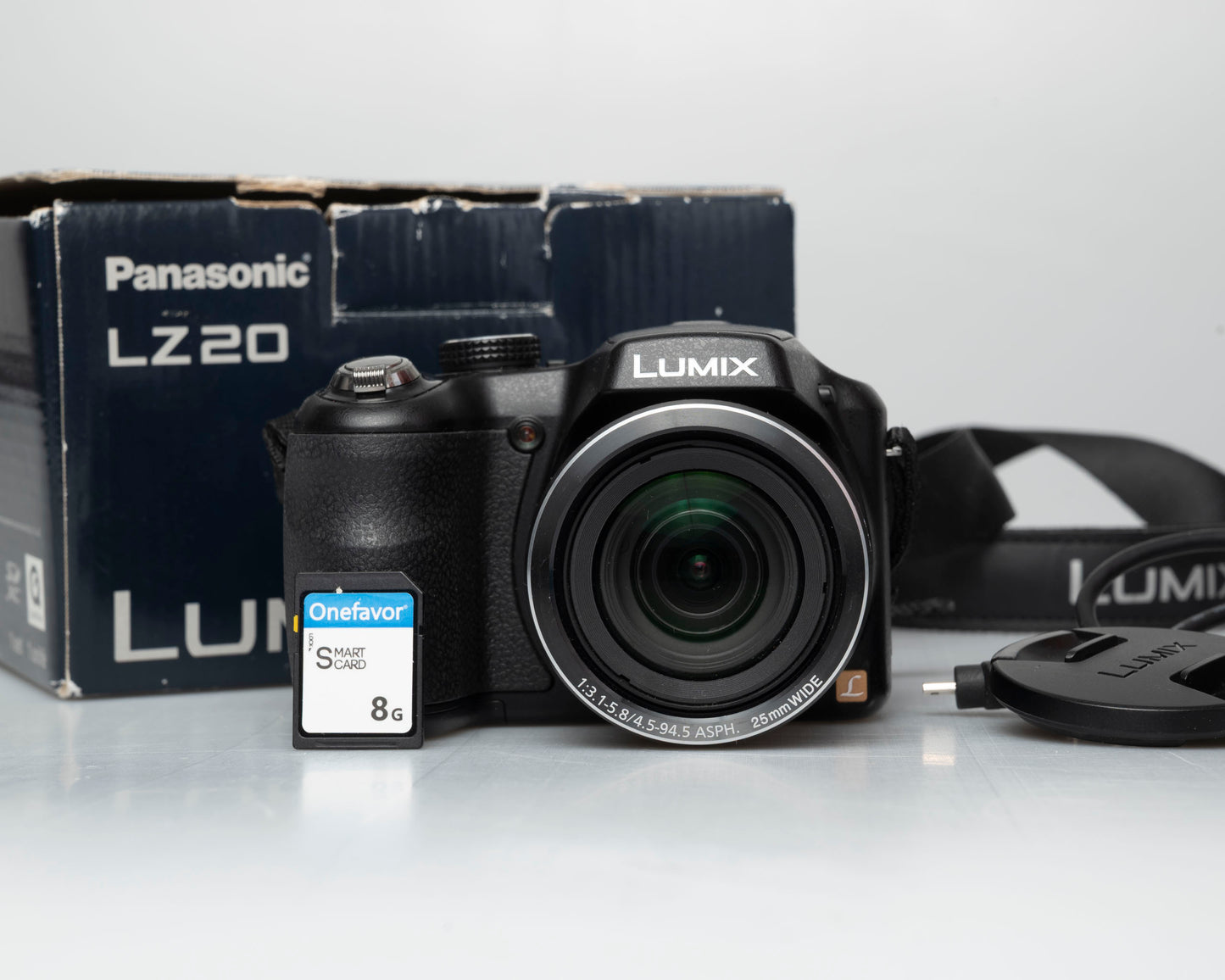 Panasonic Lumix DMC-LZ20 16MP digicam w/ 8GB SD card + original box (serial UN2HA011171)