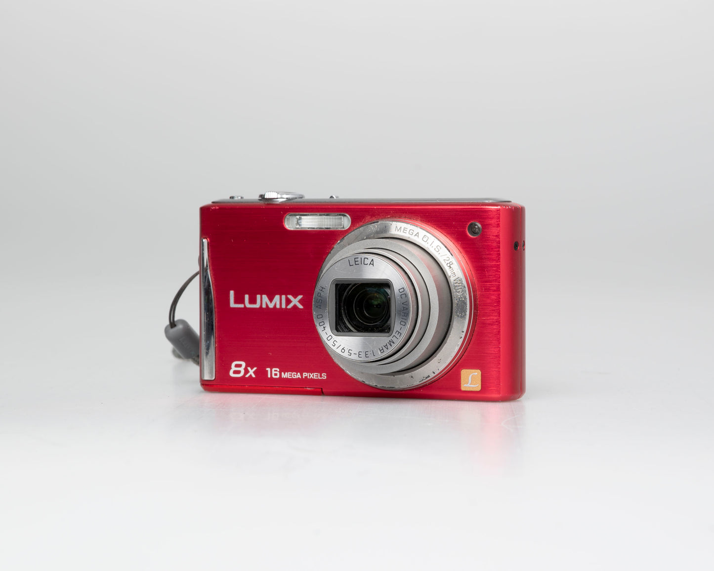 Panasonic Lumix DMC-FH25 16 MP digicam w/ charger + battery + 8 GB SD card (serial WN1SB001309)
