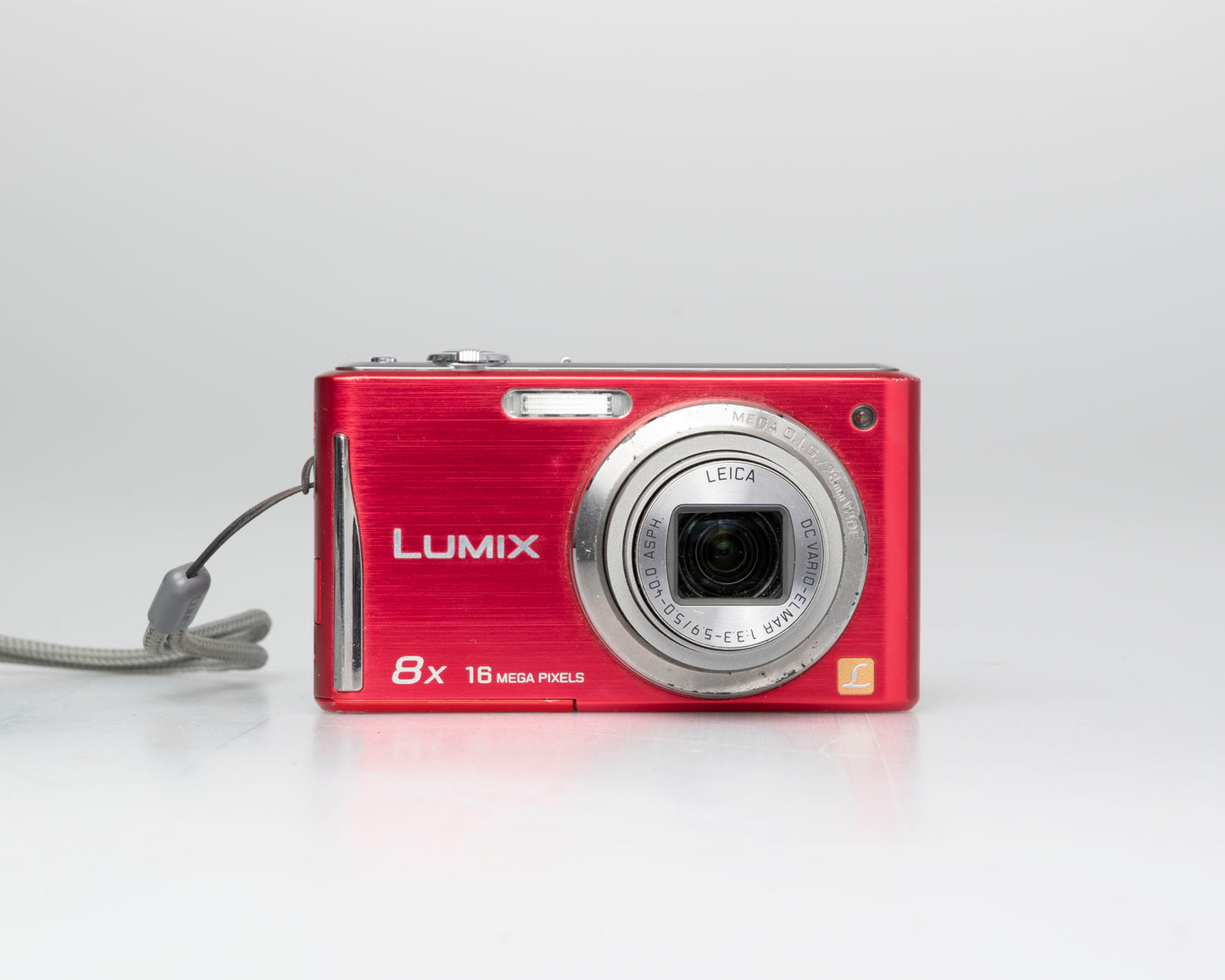 Panasonic Lumix DMC-FH25 16 MP digicam w/ charger + battery + 8 GB SD card (serial WN1SB001309)