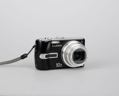Panasonic Lumix DMC-TZ3 digicam feat/ 7.2 MP CCD sensor + Leica DC Vario-Elmarit lens w/ charger + 2x battery packs